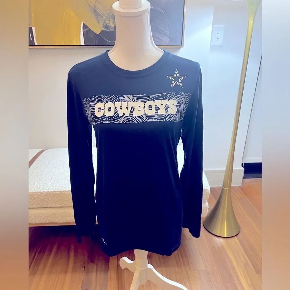 Nike Dri fit womens Dallas Cowboys Dark Blue Long Sleeve Shirt size S